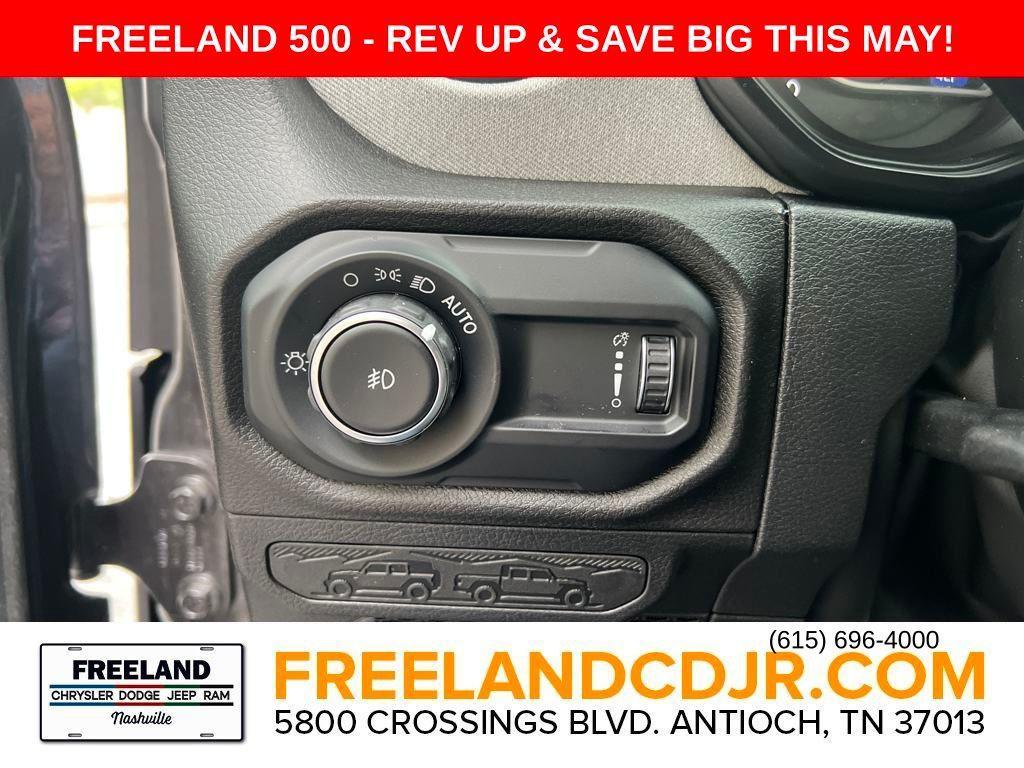 new 2025 Jeep Wrangler car, priced at $42,170