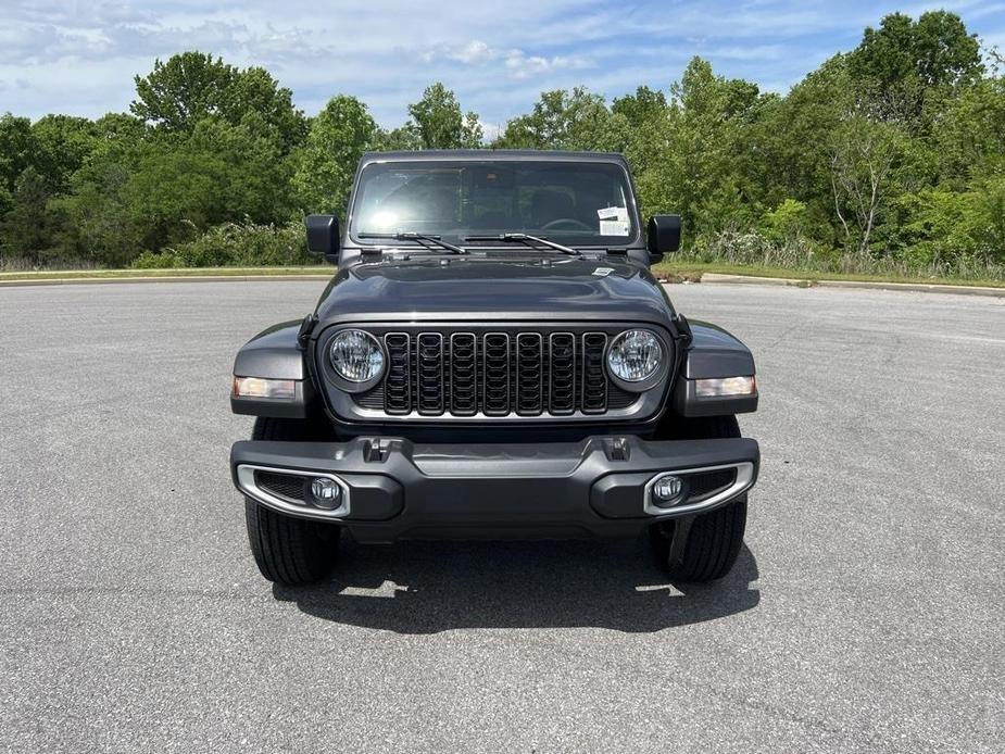 new 2024 Jeep Gladiator car, priced at $43,344