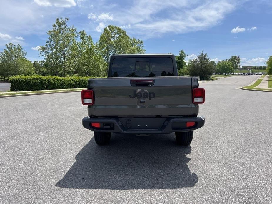 new 2024 Jeep Gladiator car, priced at $42,626