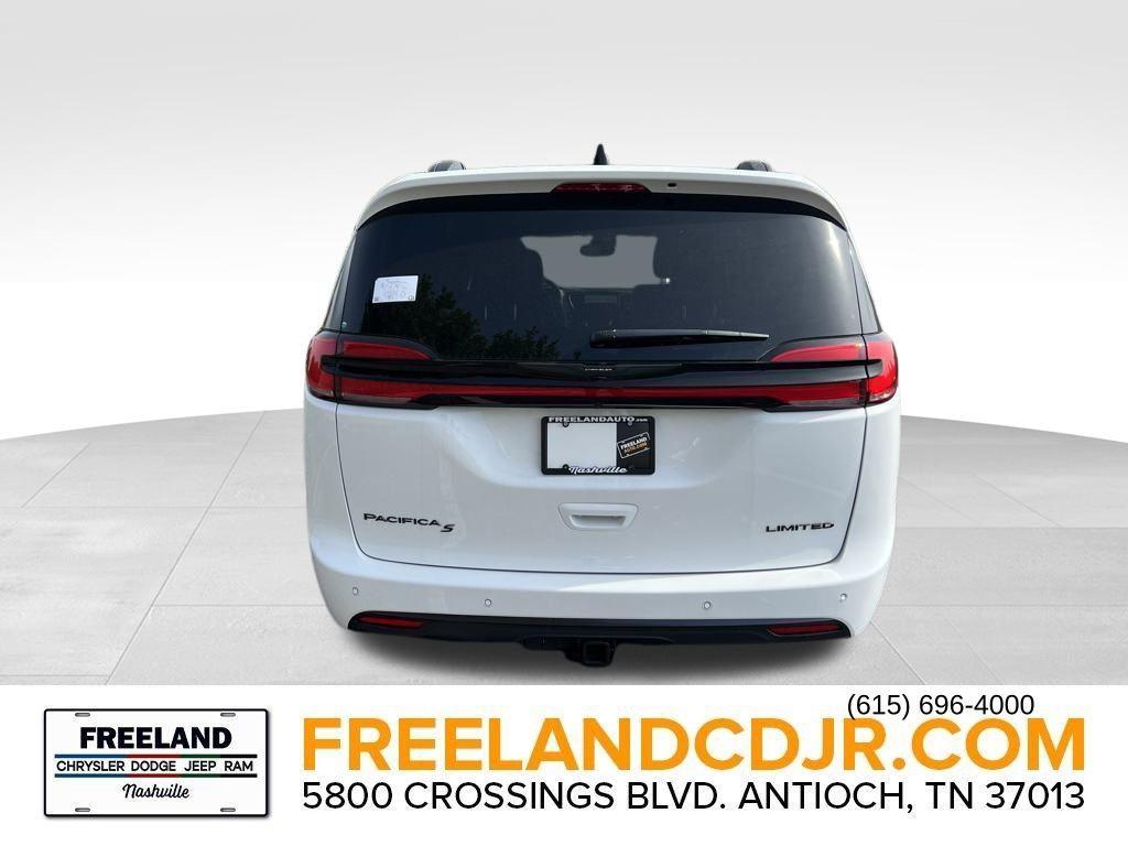 new 2025 Chrysler Pacifica car, priced at $47,829
