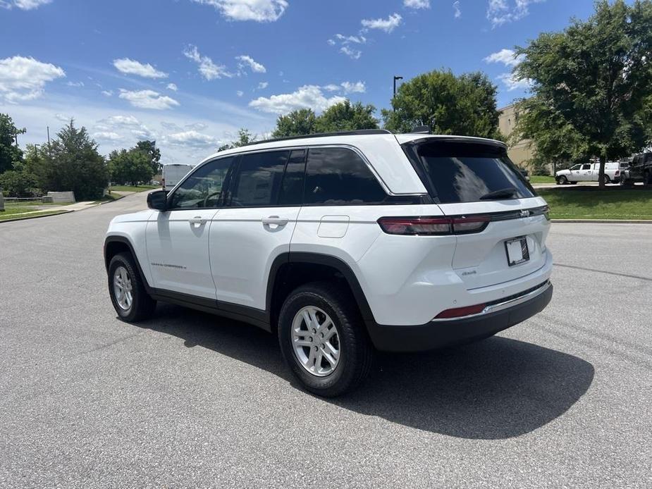 new 2024 Jeep Grand Cherokee car, priced at $34,978