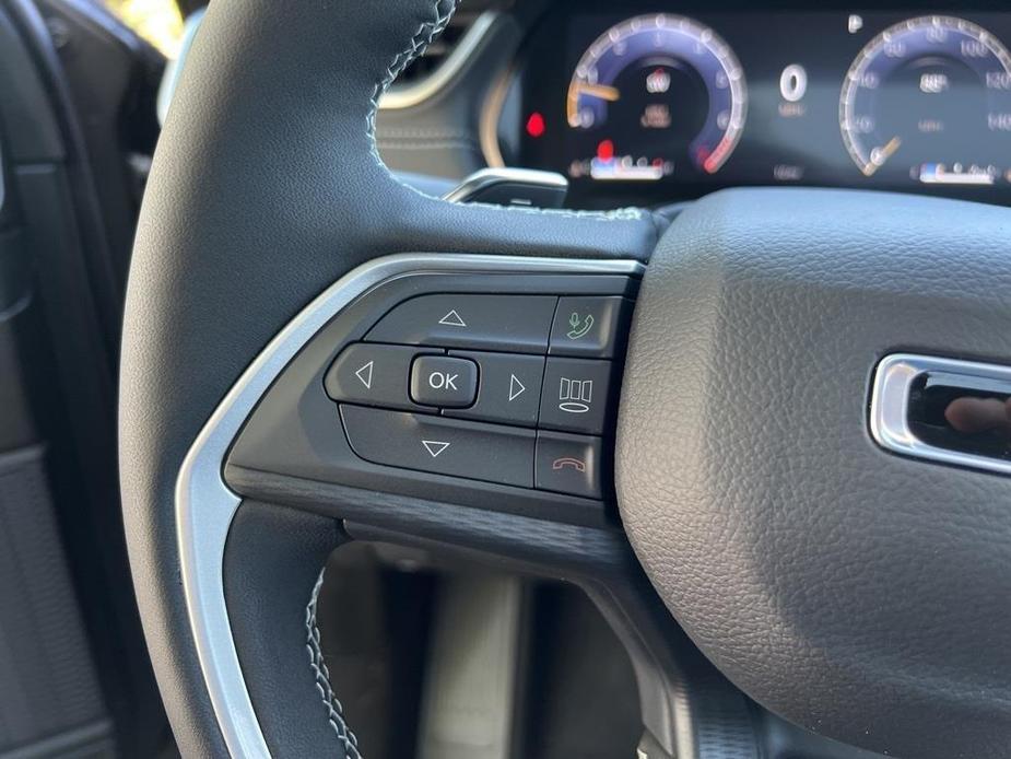 new 2024 Jeep Grand Cherokee L car, priced at $44,944