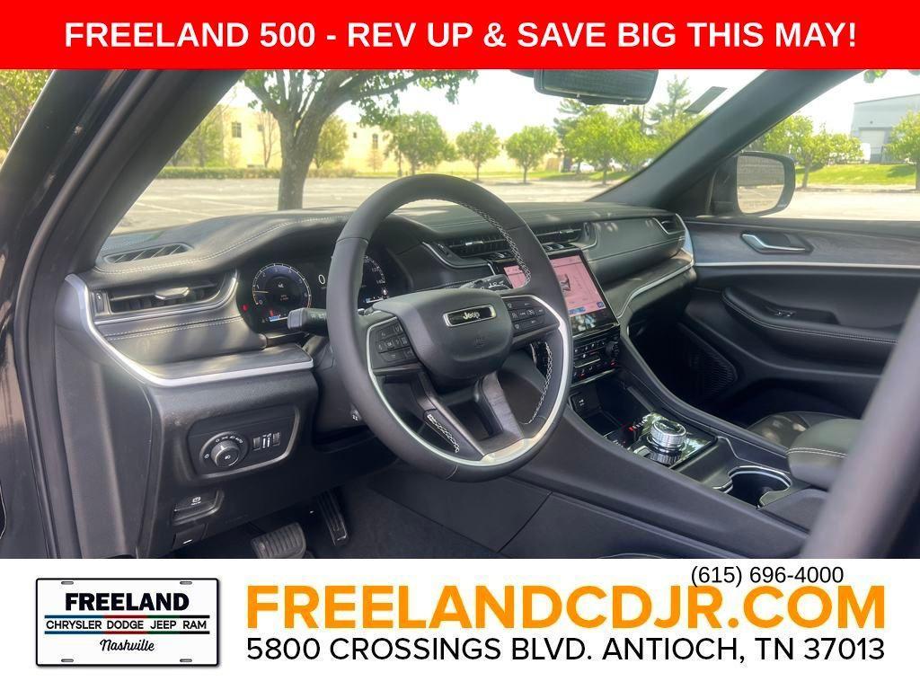 new 2025 Jeep Grand Cherokee car, priced at $52,766