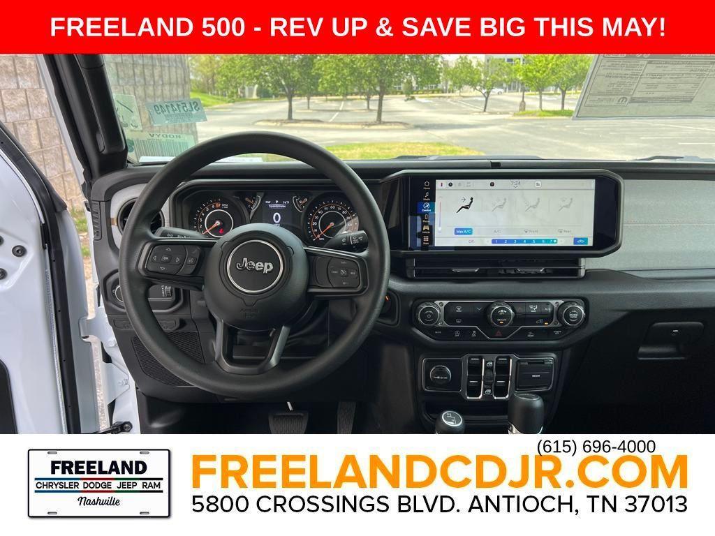 new 2025 Jeep Gladiator car, priced at $41,302
