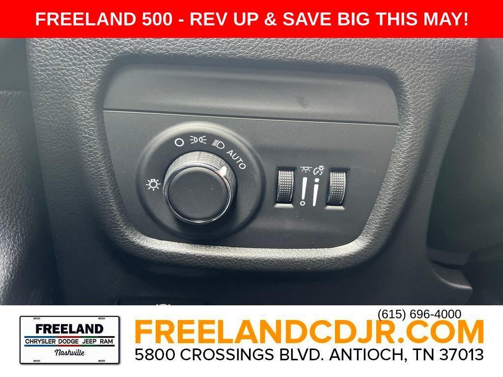 new 2025 Jeep Grand Cherokee car, priced at $41,817