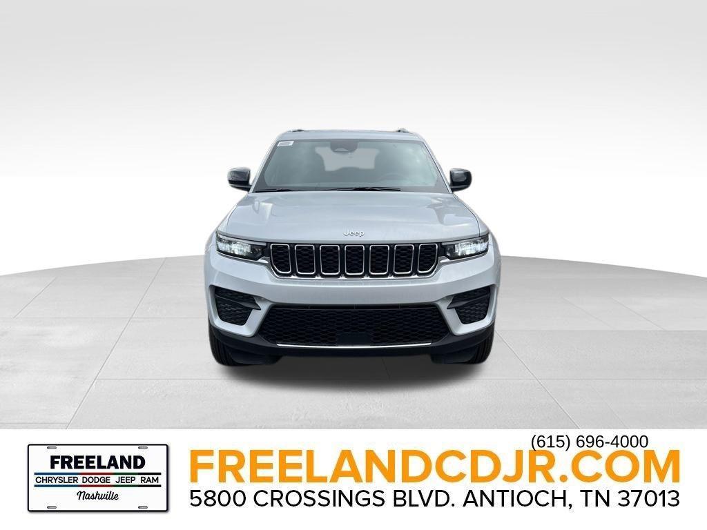 new 2025 Jeep Grand Cherokee car, priced at $41,817