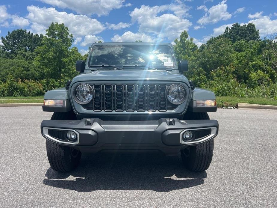 new 2024 Jeep Gladiator car, priced at $43,344