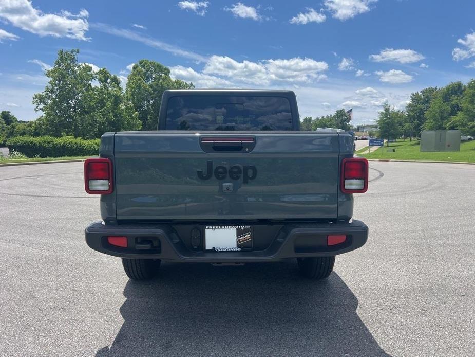 new 2024 Jeep Gladiator car, priced at $42,626