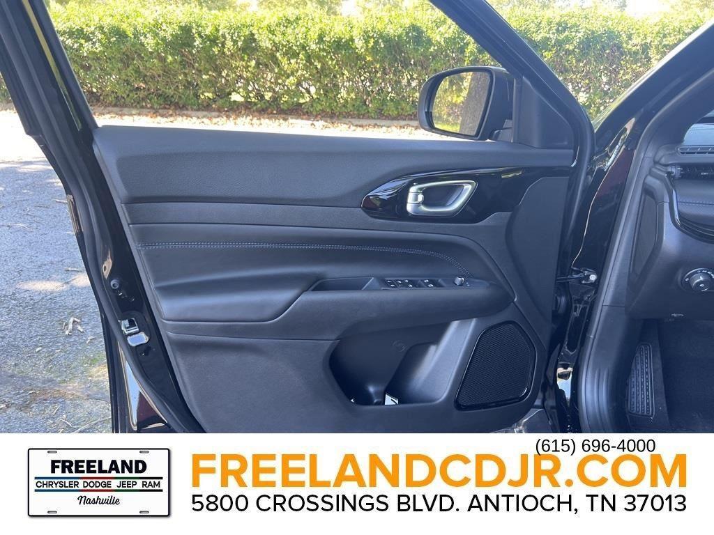 new 2025 Jeep Compass car, priced at $27,855