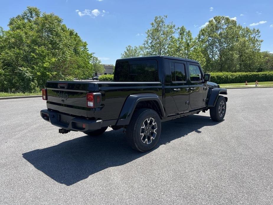 new 2024 Jeep Gladiator car, priced at $45,697