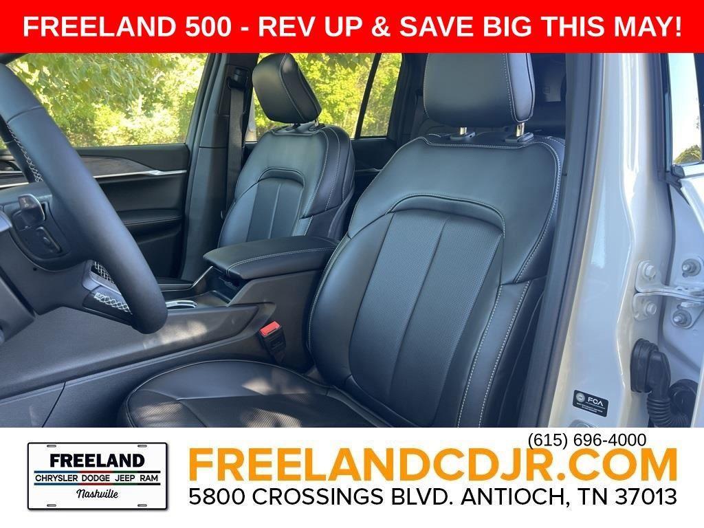 new 2025 Jeep Grand Cherokee car, priced at $47,396