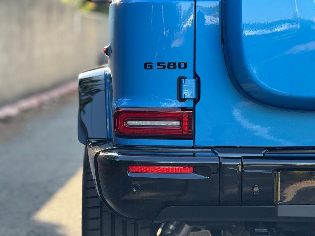 new 2025 Mercedes-Benz G-Class car, priced at $185,585
