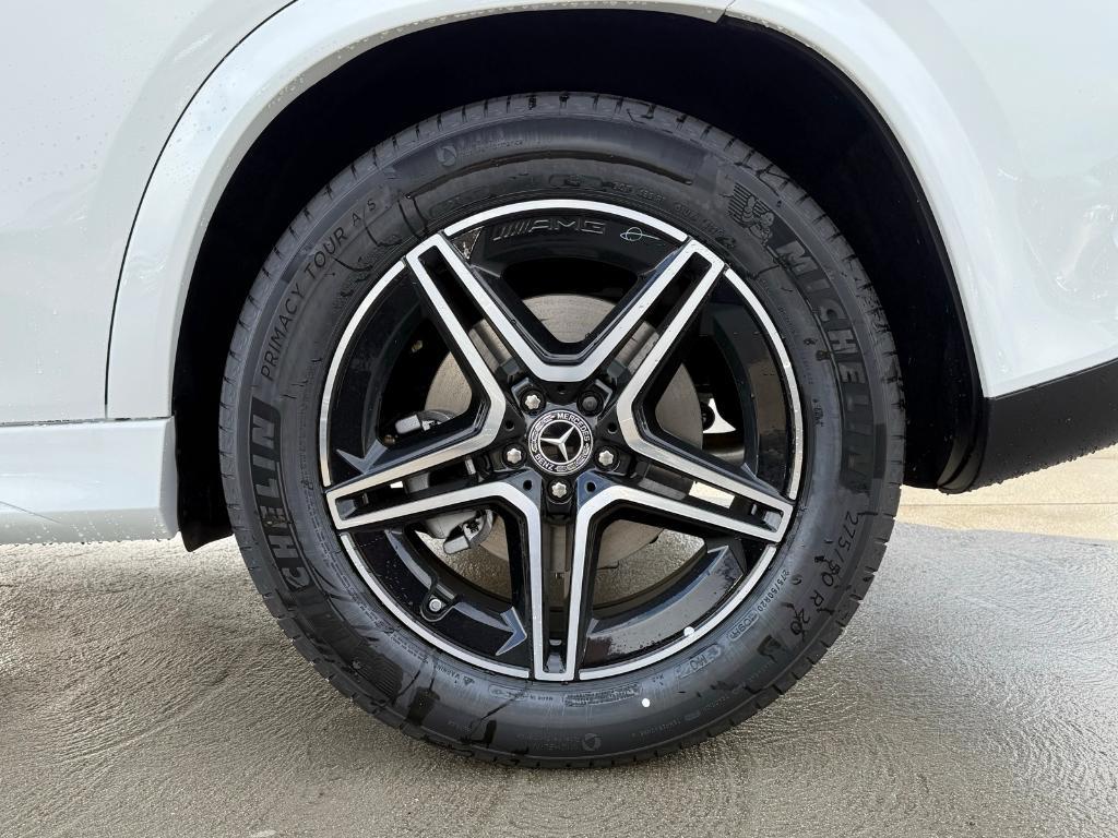 new 2026 Mercedes-Benz GLE 450 car, priced at $74,865