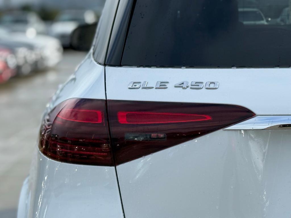 new 2026 Mercedes-Benz GLE 450 car, priced at $74,865
