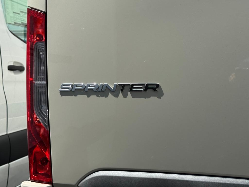 new 2025 Mercedes-Benz Sprinter 3500 car, priced at $76,113