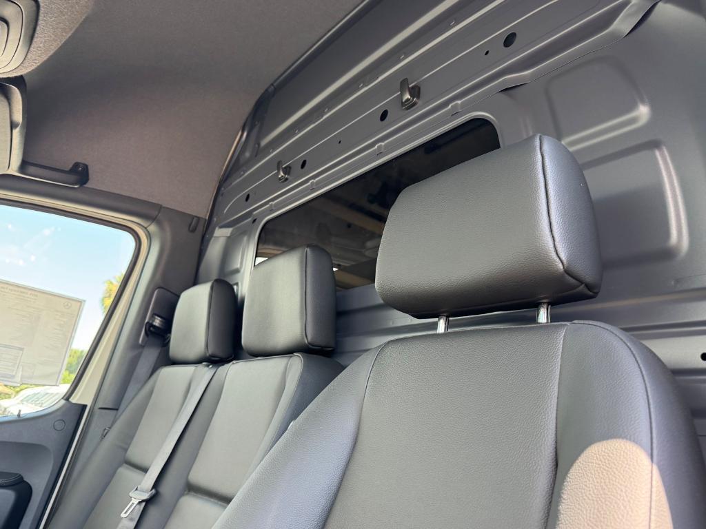 new 2025 Mercedes-Benz Sprinter 3500 car, priced at $76,113