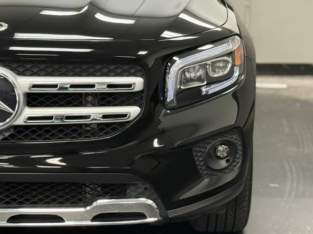used 2021 Mercedes-Benz GLB 250 car, priced at $24,999
