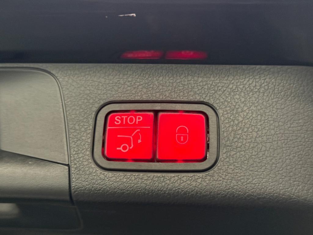 used 2021 Mercedes-Benz GLB 250 car, priced at $24,999