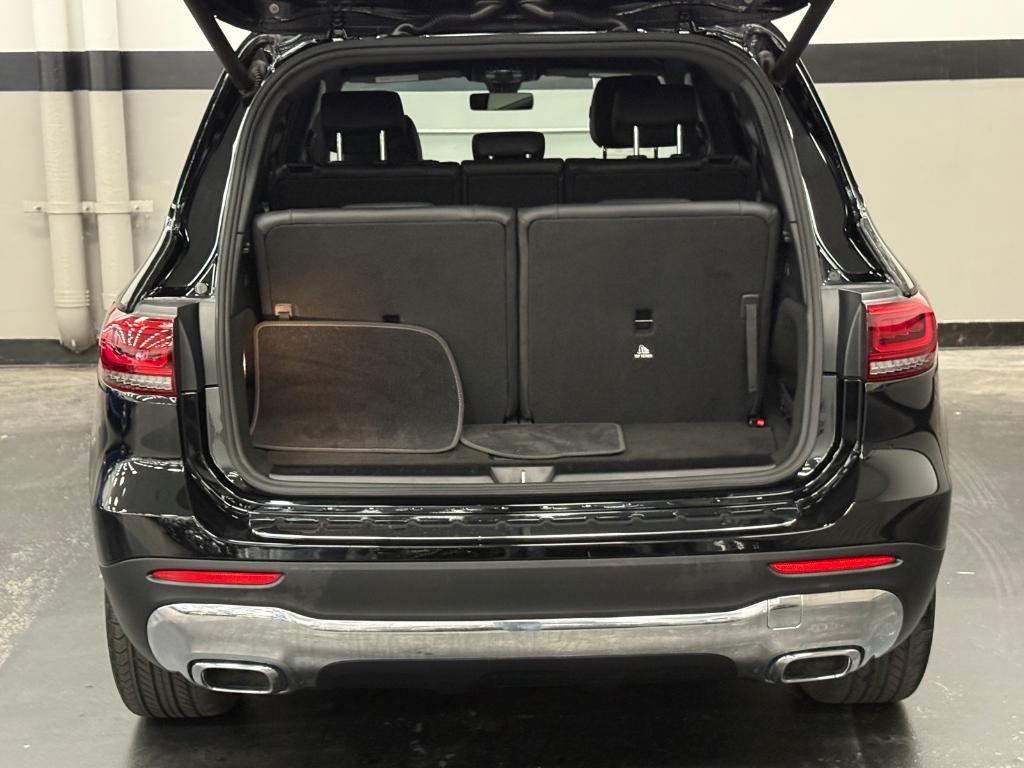 used 2021 Mercedes-Benz GLB 250 car, priced at $24,999