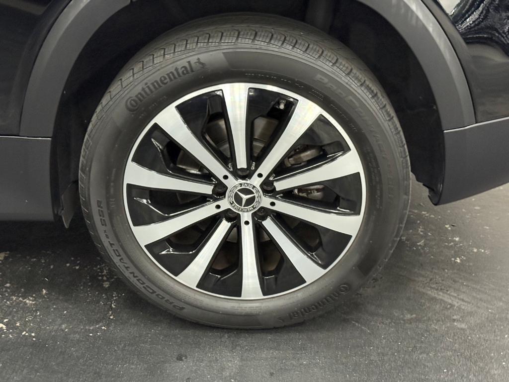 used 2021 Mercedes-Benz GLB 250 car, priced at $24,999