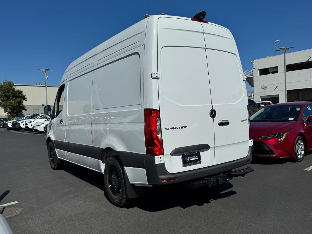 new 2026 Mercedes-Benz Sprinter 2500 car, priced at $67,168
