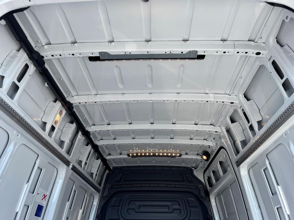 new 2026 Mercedes-Benz Sprinter 2500 car, priced at $67,168