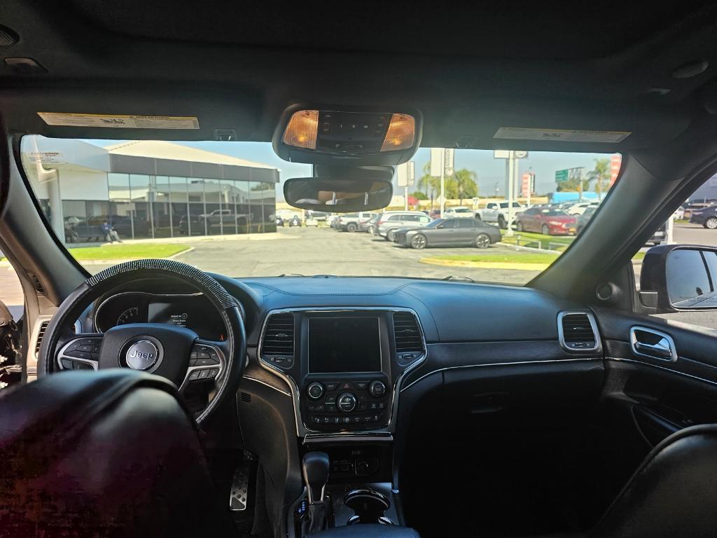 used 2018 Jeep Grand Cherokee car, priced at $19,999