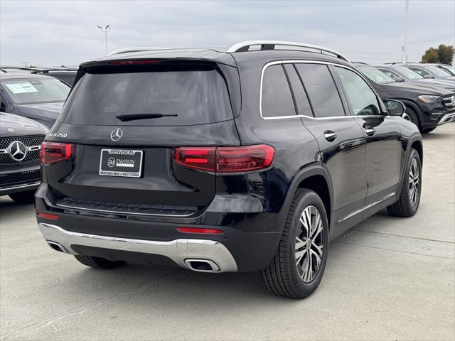 new 2024 Mercedes-Benz GLB 250 car, priced at $49,490