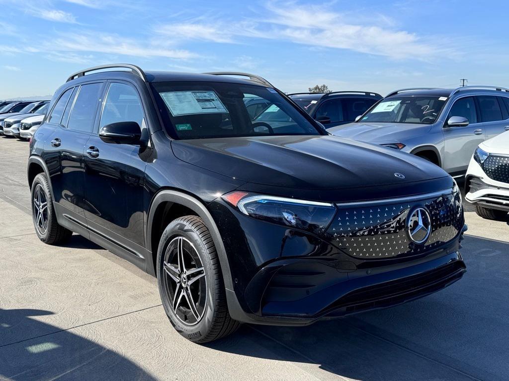 new 2024 Mercedes-Benz EQB 300 car, priced at $68,575
