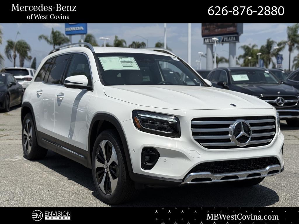 new 2025 Mercedes-Benz GLB 250 car, priced at $49,520