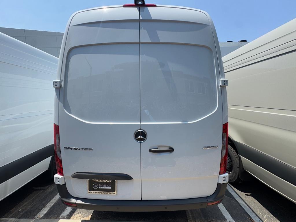 new 2025 Mercedes-Benz Sprinter 2500 car, priced at $67,905