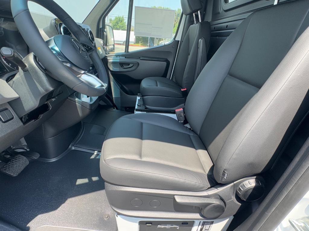 new 2025 Mercedes-Benz Sprinter 2500 car, priced at $67,905