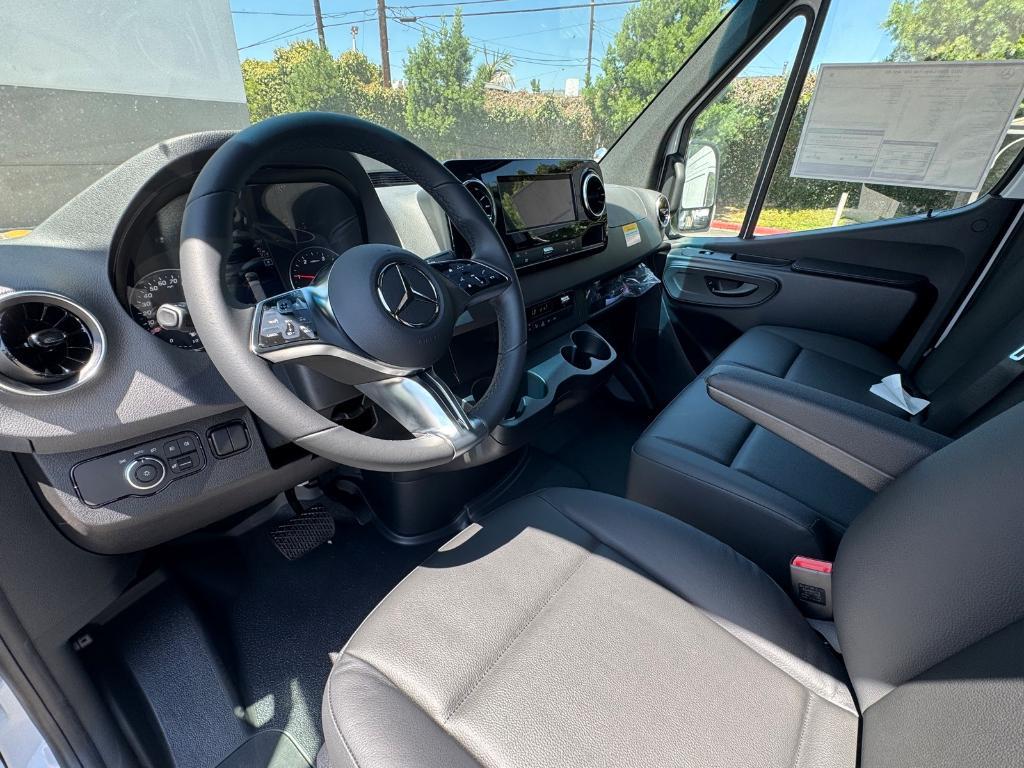 new 2025 Mercedes-Benz Sprinter 3500 car, priced at $73,247