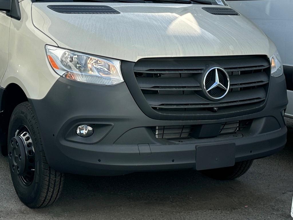 new 2025 Mercedes-Benz Sprinter 3500 car, priced at $78,231