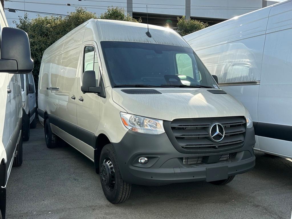 new 2025 Mercedes-Benz Sprinter 3500 car, priced at $78,231