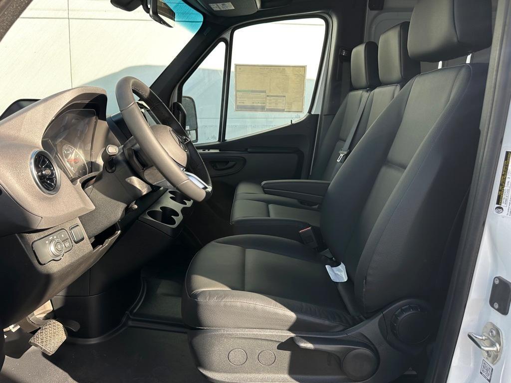 new 2025 Mercedes-Benz Sprinter 2500 car, priced at $67,958