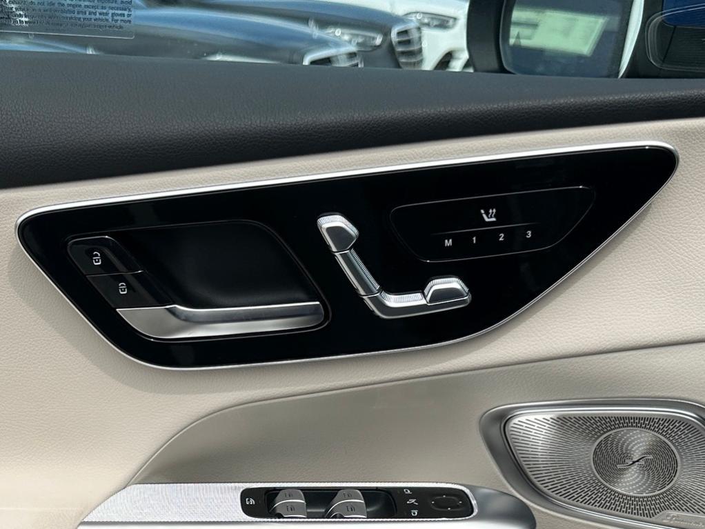 new 2025 Mercedes-Benz GLC 300 car, priced at $57,295