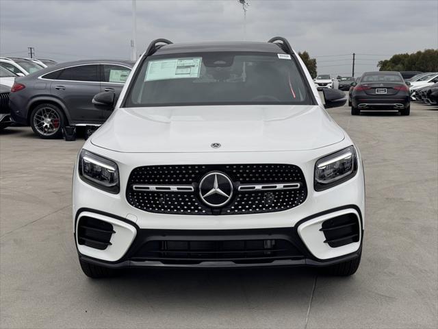 new 2024 Mercedes-Benz GLB 250 car, priced at $52,300