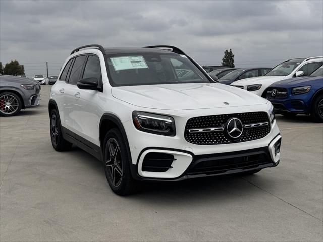 new 2024 Mercedes-Benz GLB 250 car, priced at $52,300