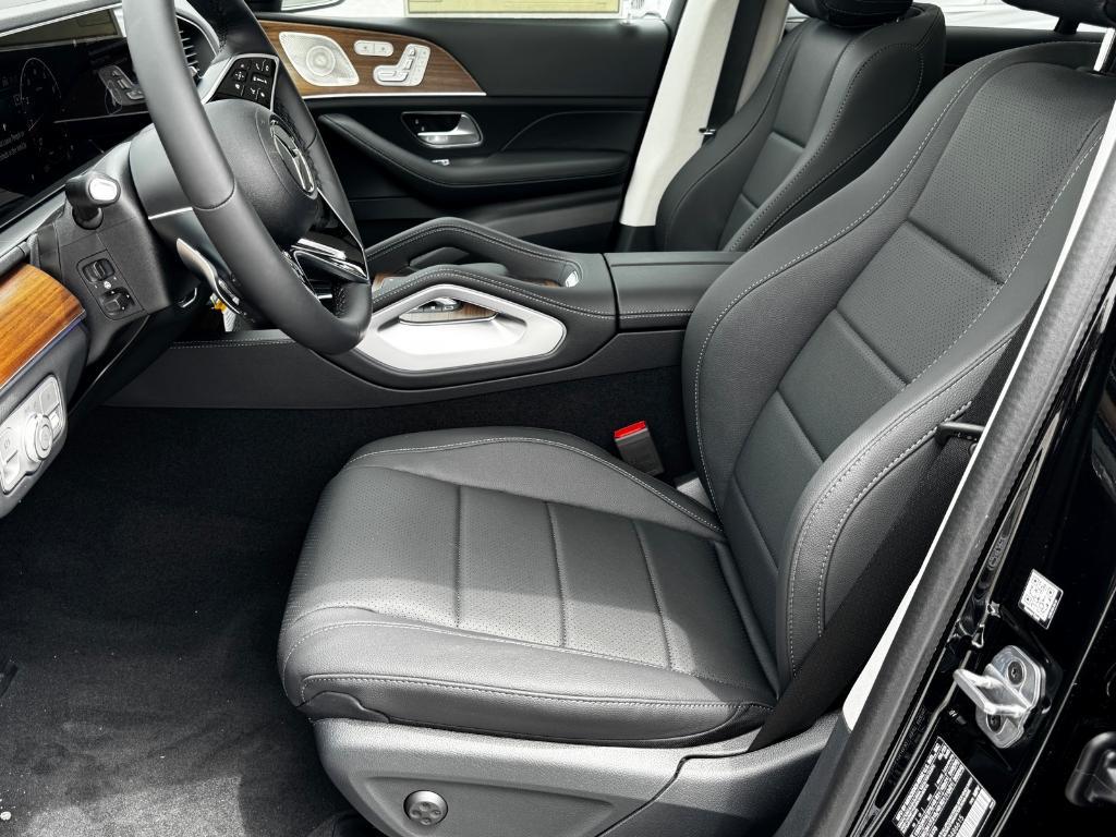 new 2025 Mercedes-Benz GLE 350 car, priced at $74,380