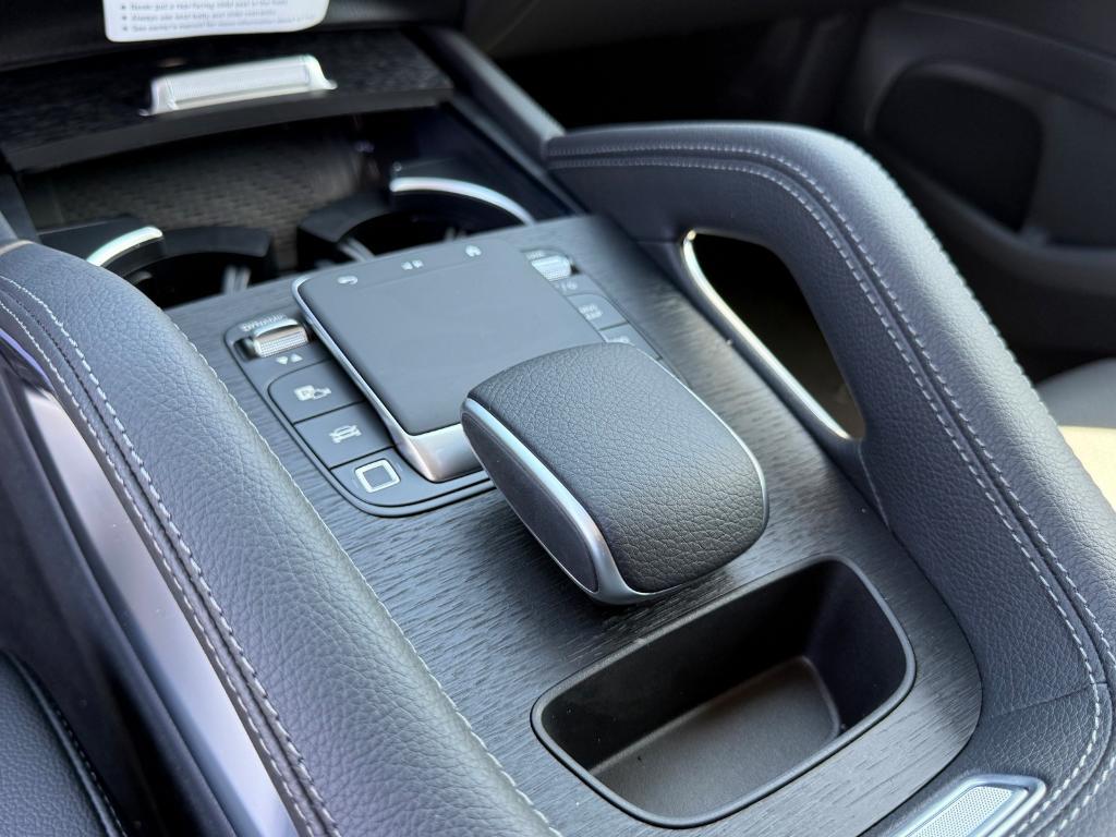 new 2026 Mercedes-Benz GLE 450 car, priced at $74,865