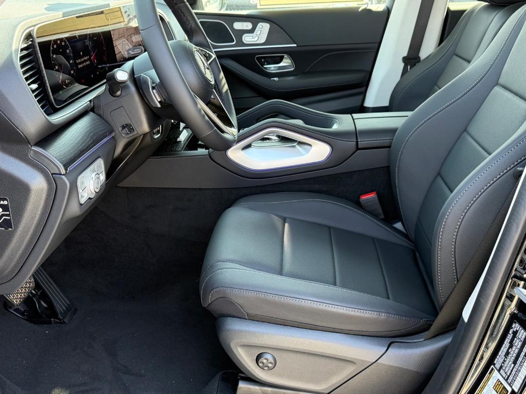 new 2026 Mercedes-Benz GLE 450 car, priced at $74,865