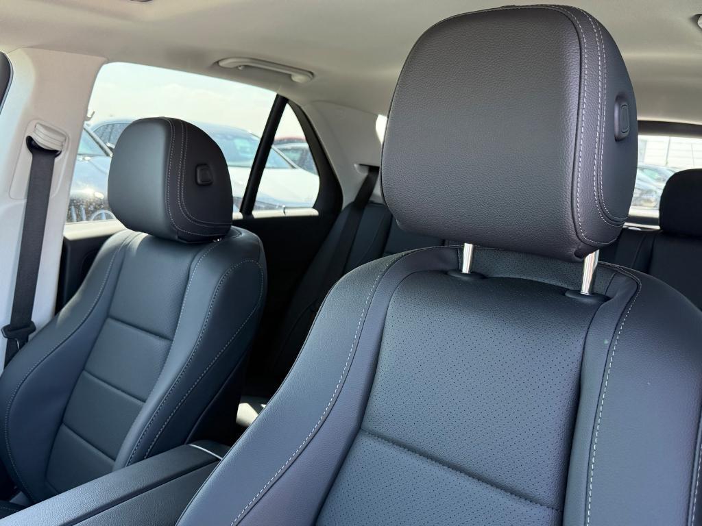 new 2026 Mercedes-Benz GLE 450 car, priced at $74,865