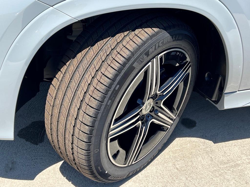 new 2025 Mercedes-Benz GLE 350 car, priced at $78,630