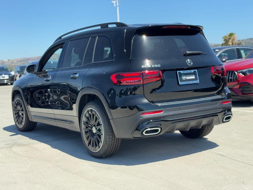 new 2025 Mercedes-Benz GLB 250 car, priced at $54,245
