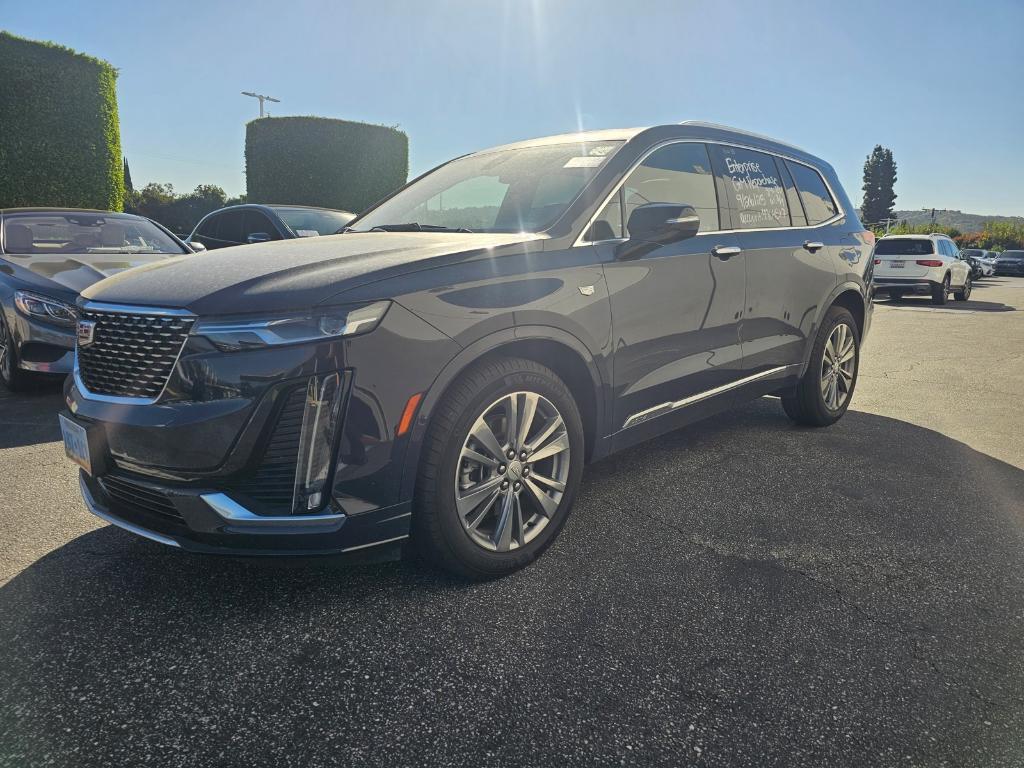 used 2025 Cadillac XT6 car, priced at $47,289