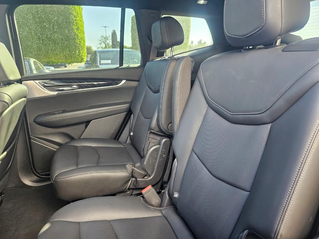 used 2025 Cadillac XT6 car, priced at $47,289