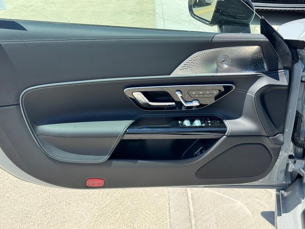 new 2025 Mercedes-Benz AMG SL 43 car, priced at $122,540