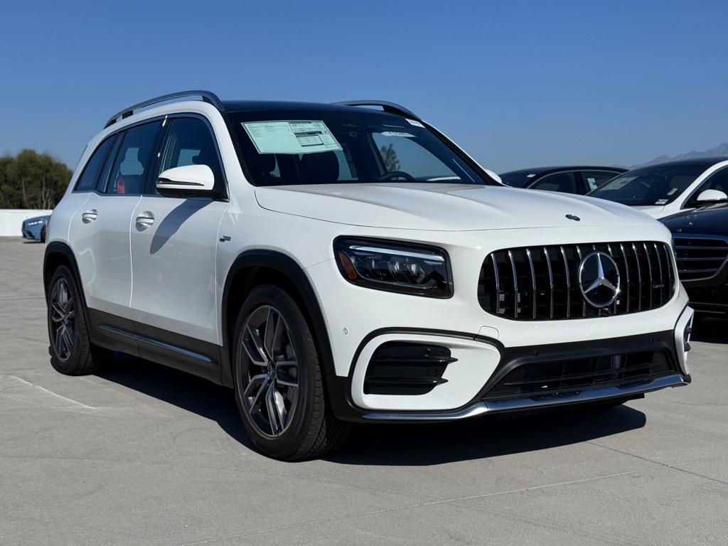 new 2025 Mercedes-Benz AMG GLB 35 car, priced at $61,285