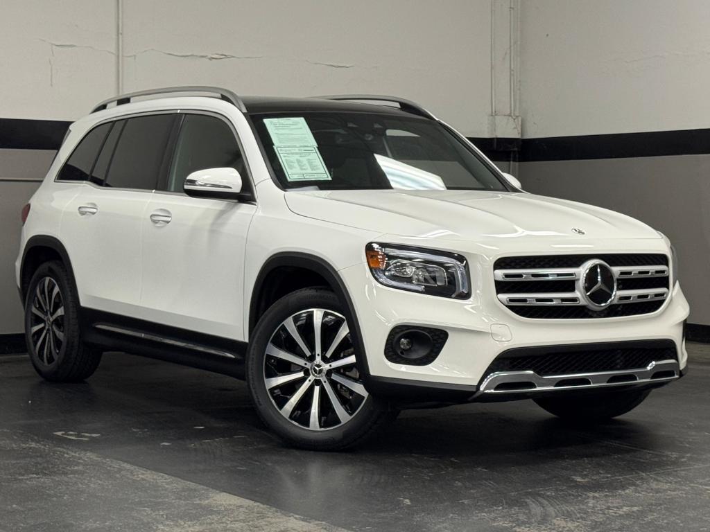 used 2022 Mercedes-Benz GLB 250 car, priced at $22,555